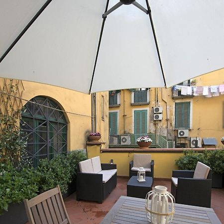 Le Terrazze Sul Cortile Apartment ซาแลร์โน ภายนอก รูปภาพ