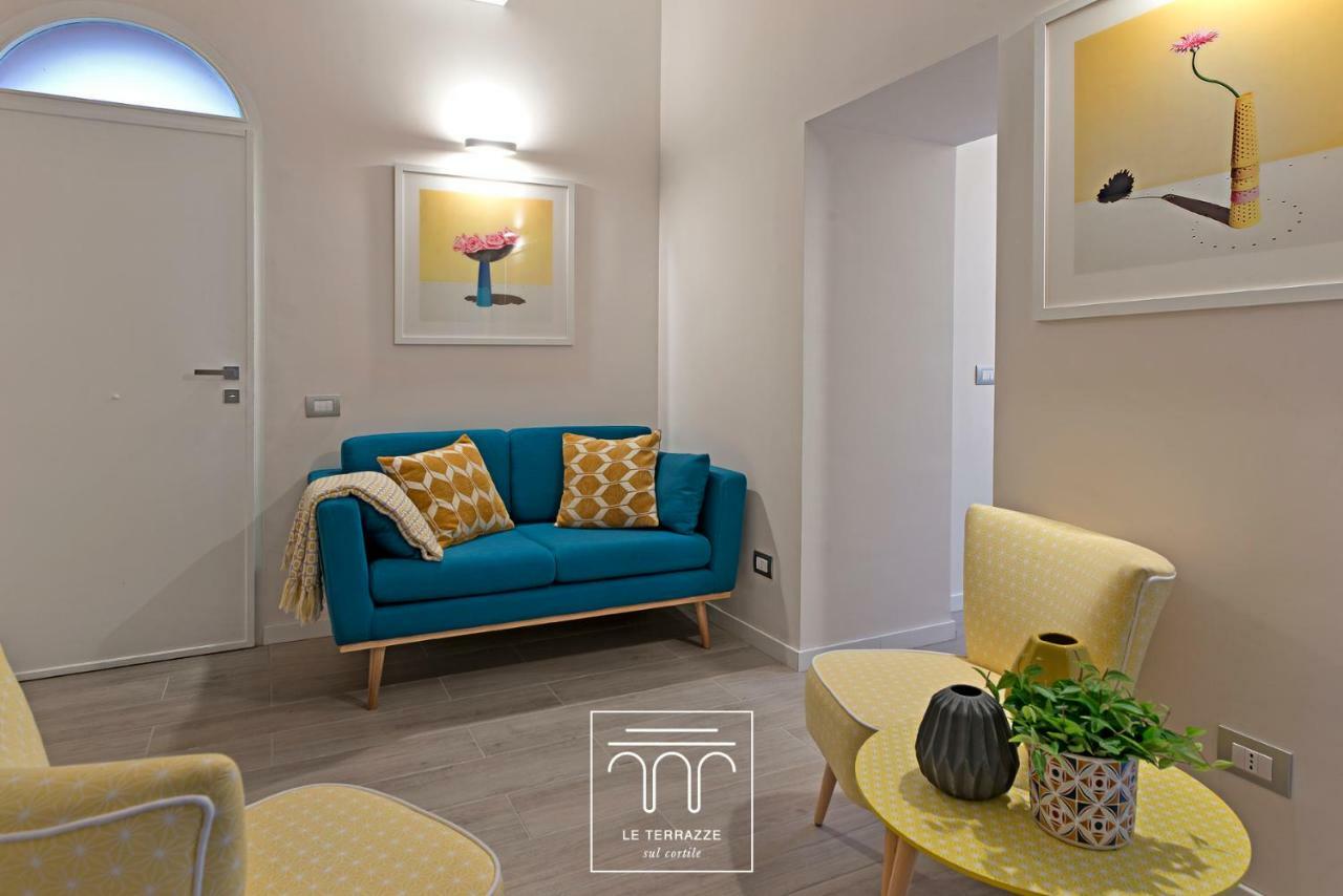 Le Terrazze Sul Cortile Apartment ซาแลร์โน ภายนอก รูปภาพ