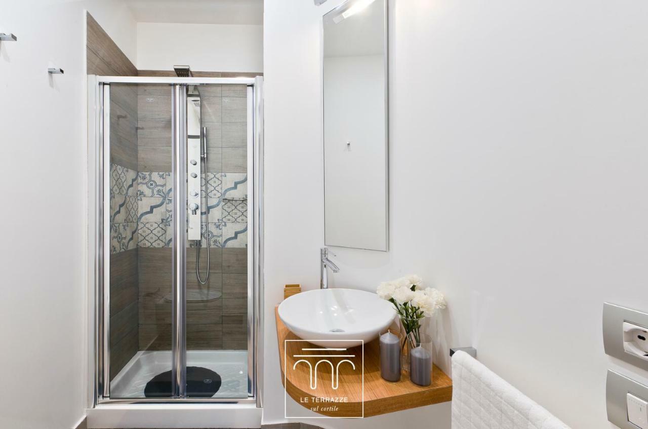 Le Terrazze Sul Cortile Apartment ซาแลร์โน ภายนอก รูปภาพ